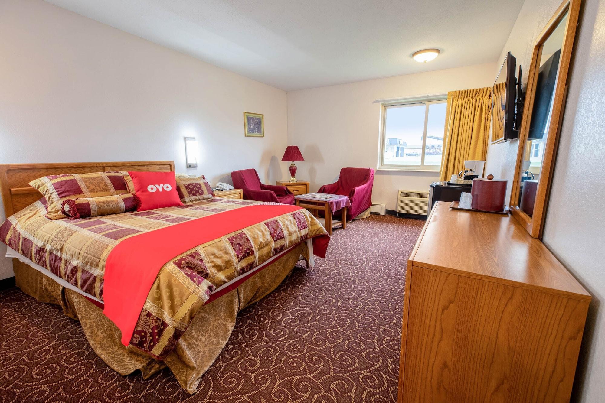 Oyo Hotel Chesaning Route 52 & Hwy 57 Екстериор снимка