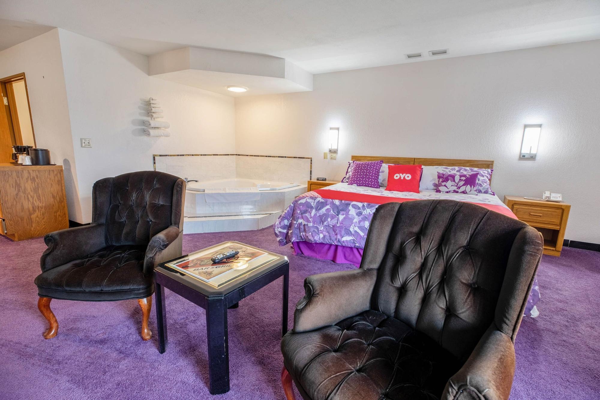 Oyo Hotel Chesaning Route 52 & Hwy 57 Екстериор снимка