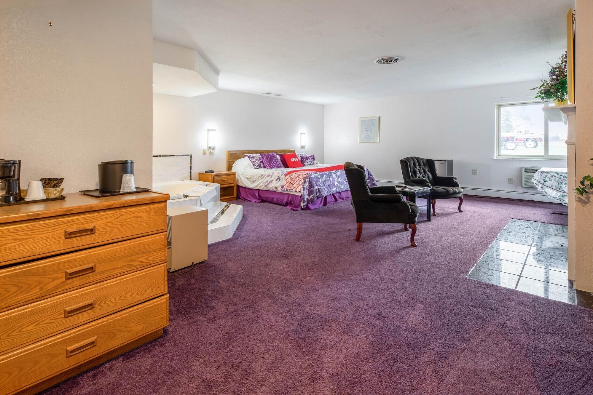 Oyo Hotel Chesaning Route 52 & Hwy 57 Екстериор снимка