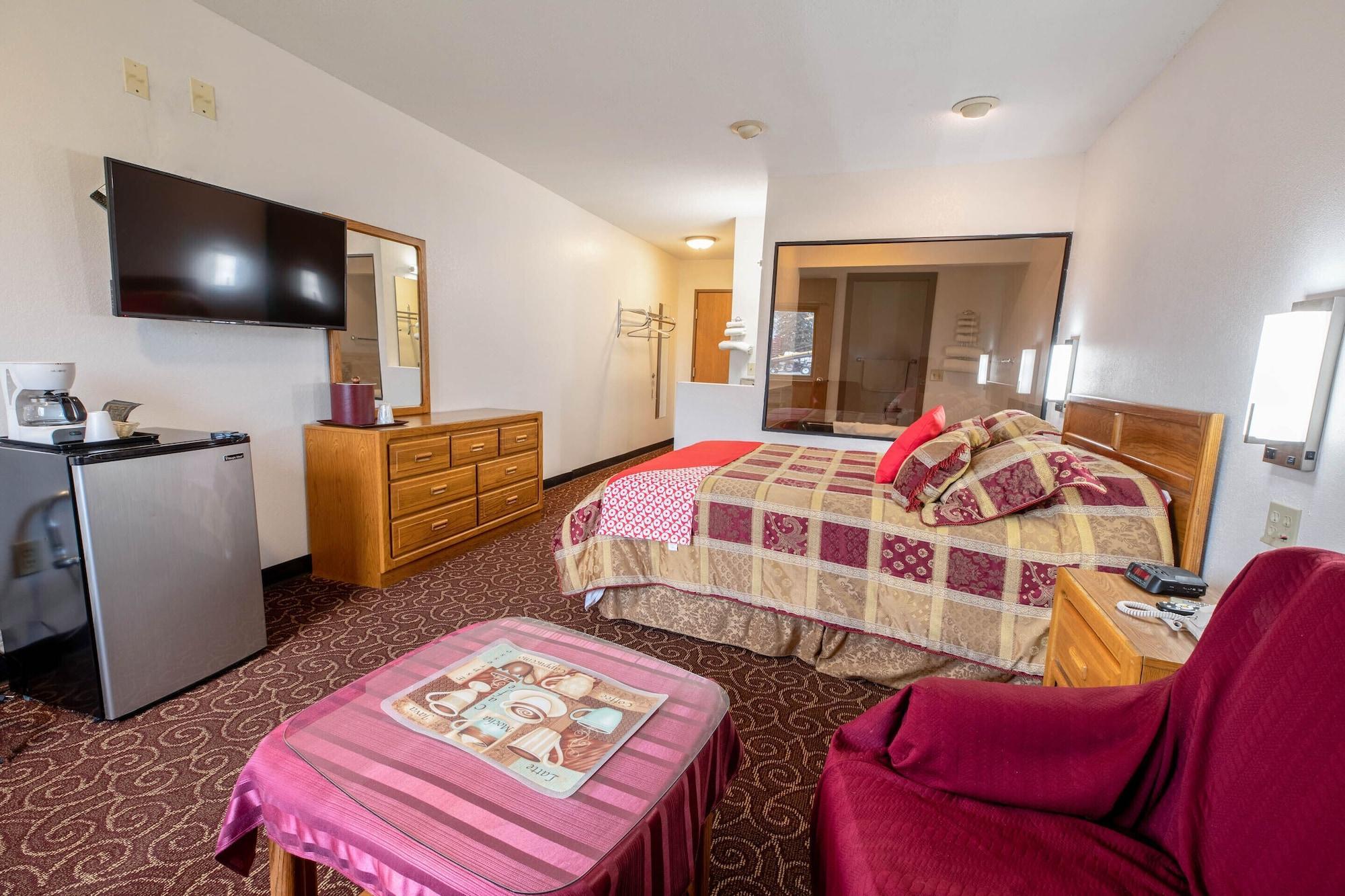 Oyo Hotel Chesaning Route 52 & Hwy 57 Екстериор снимка